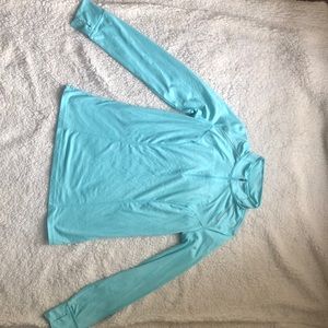 Long sleeve workout pullover